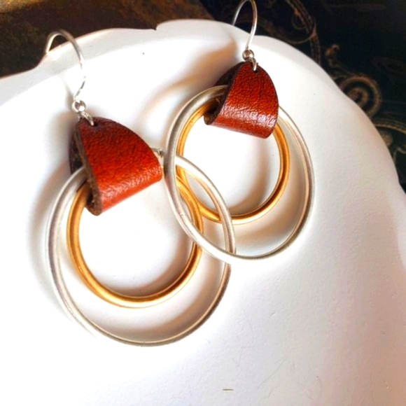 Leather Double hoop earrings - Picture 2 of 3